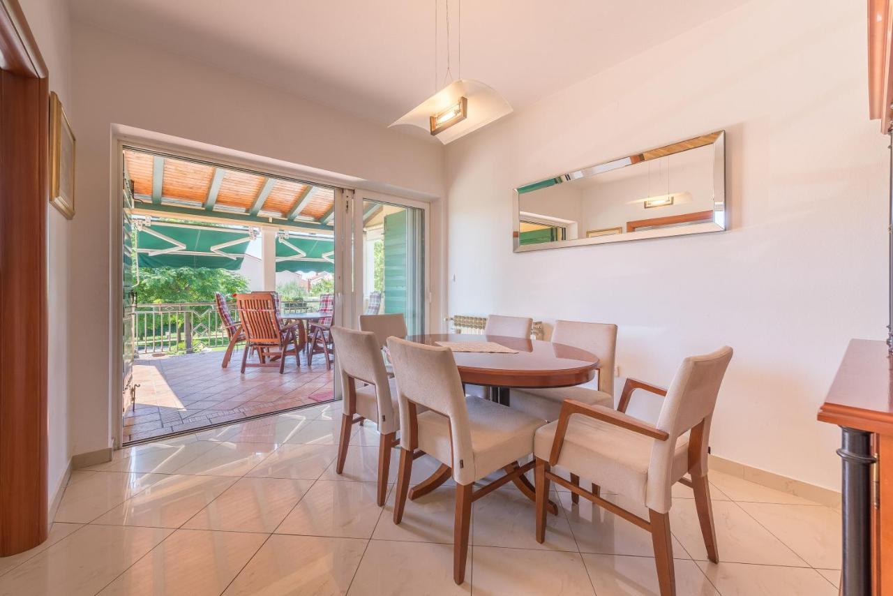 Villa Lux Nina With Six Bedrooms, Private Pool, Sauna Zadar Exterior photo